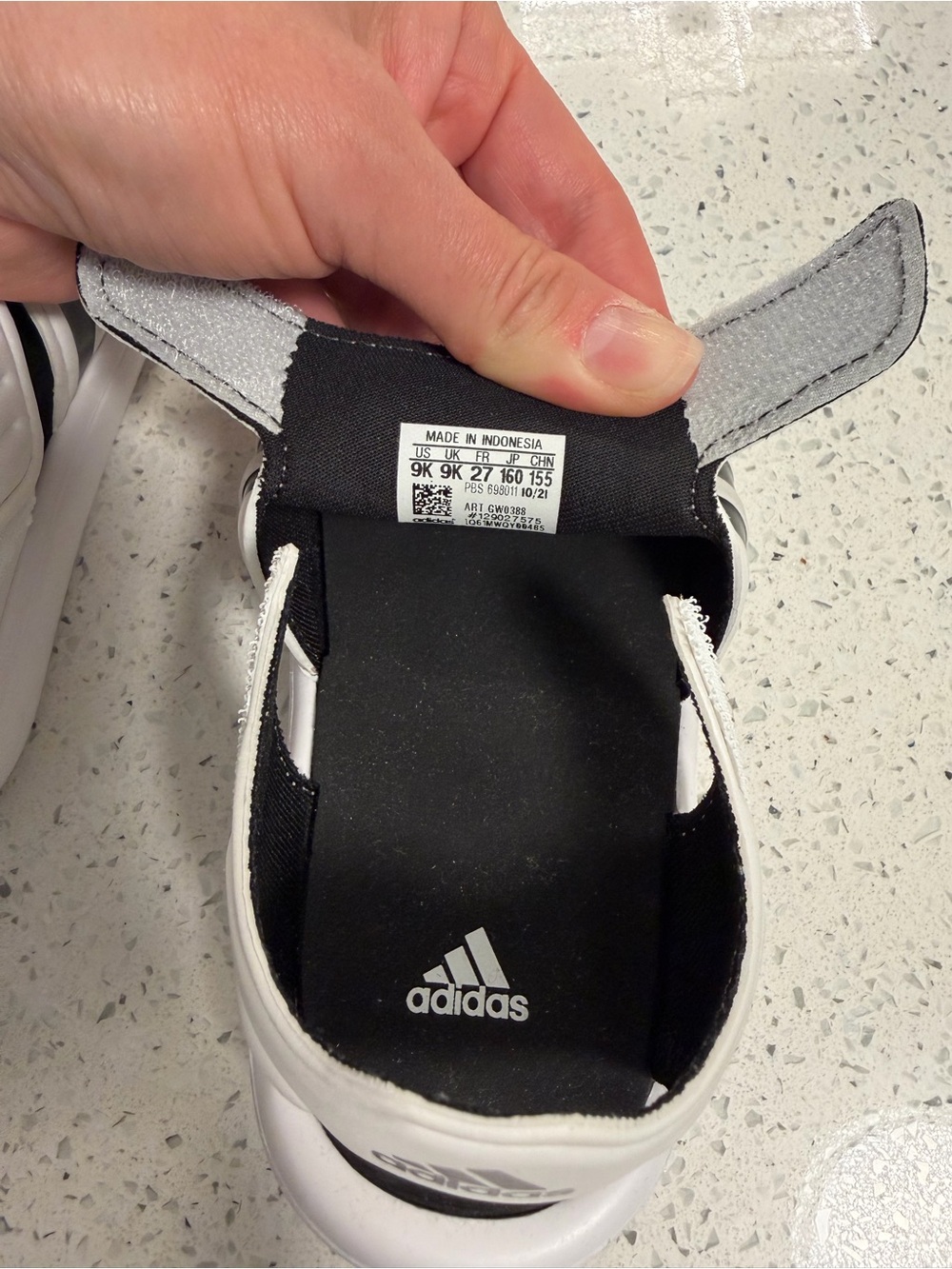Adidas Water Sandals Little Kids Size 9 - Picture 7 of 8